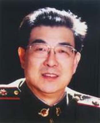 卢中南先生