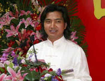 吴为山先生