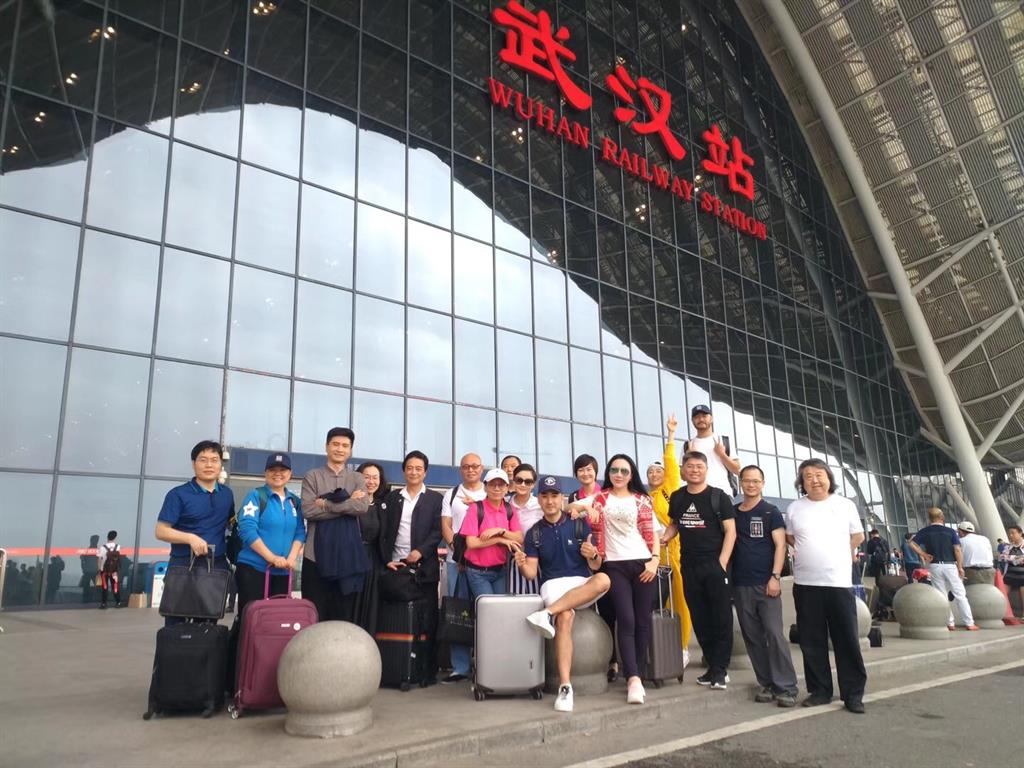 “到人民中去”——书法家张杰随中国文联文艺志愿服务队走进中国铁建